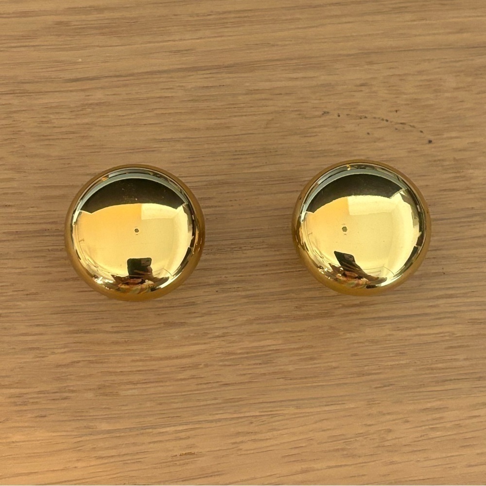 Set of 2 cabinet door knobs Solid brass. New‎